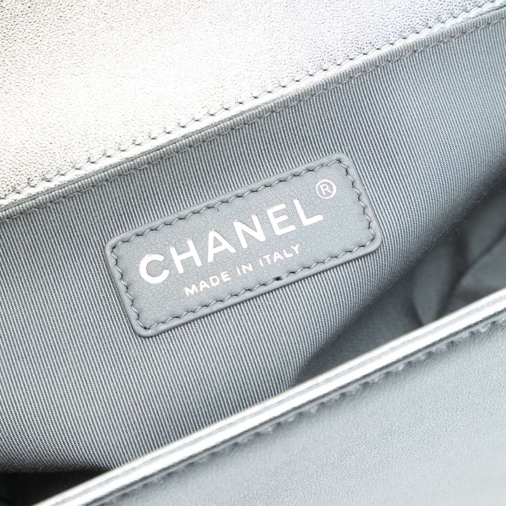 Chanel Old Medium Quilted Perforated Metallic Lambskin Boy Flap - 5