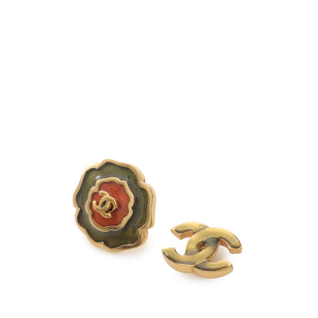 Chanel Enamel Camellia CC Stud Push Back Earrings - 3
