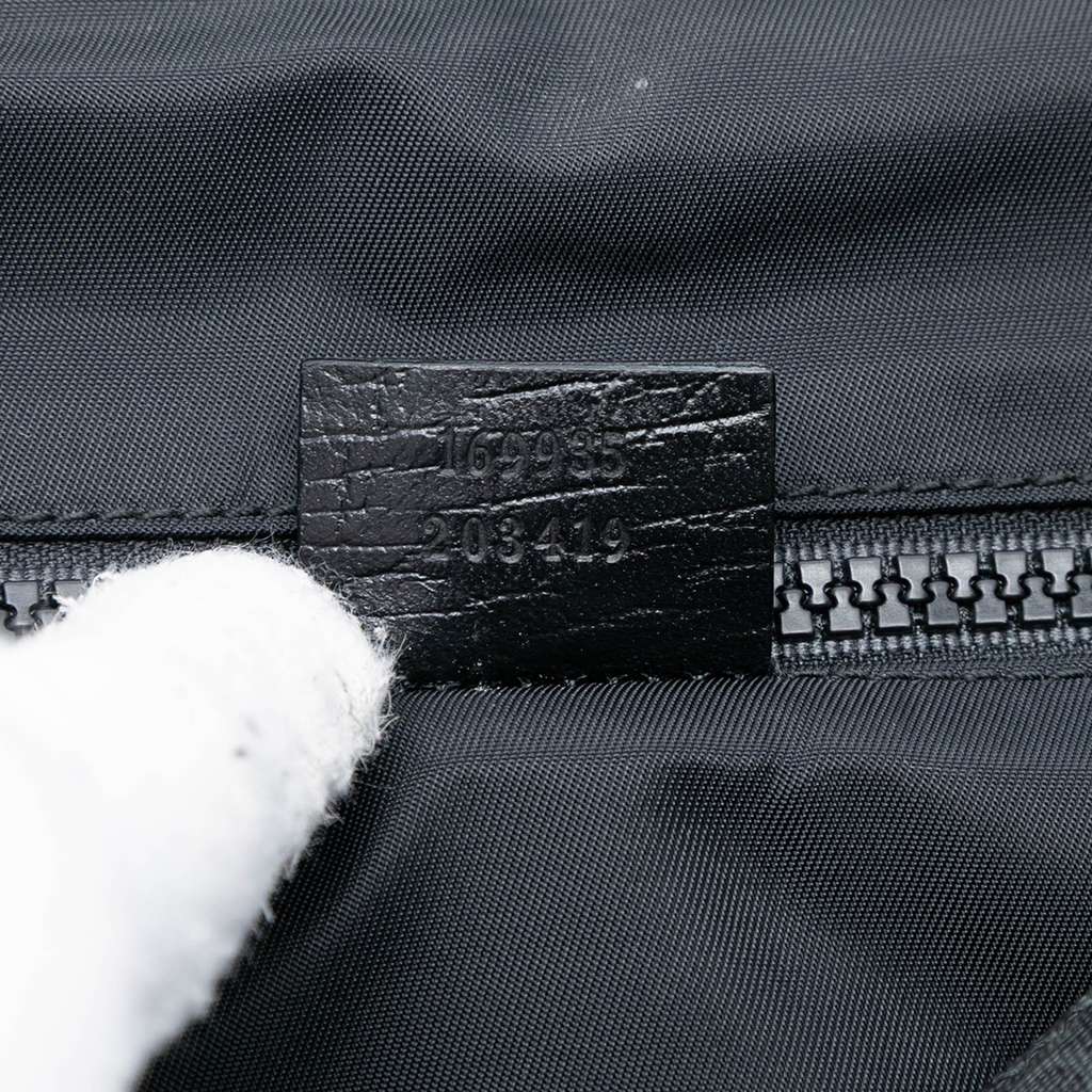 Gucci GG Supreme Flap Messenger Bag - 5