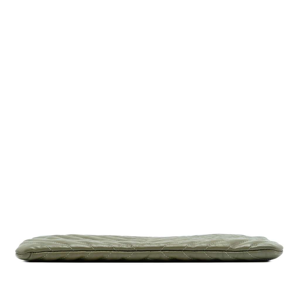 Chanel Medium Chevron Caviar O Case Clutch - 3