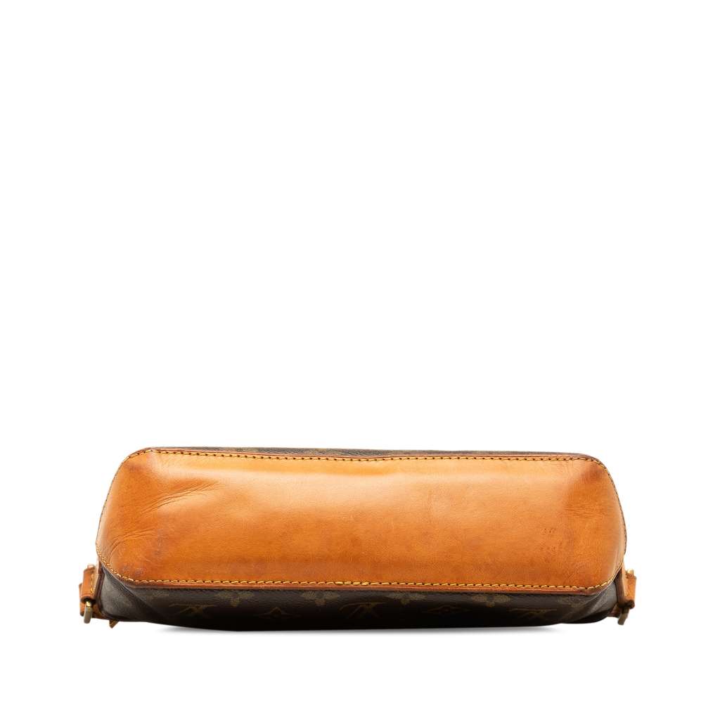 Louis Vuitton Monogram Trotteur - 4