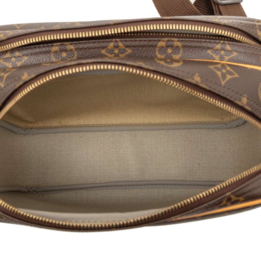 Louis Vuitton Monogram Reporter PM - 4