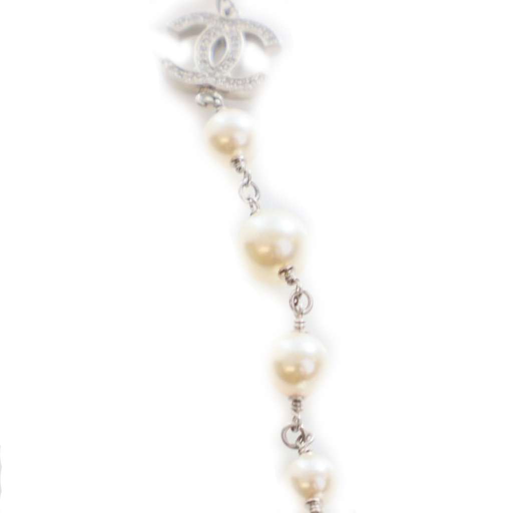 Chanel CC Silver Plated Crystal Faux Pearl Long Necklace - 3