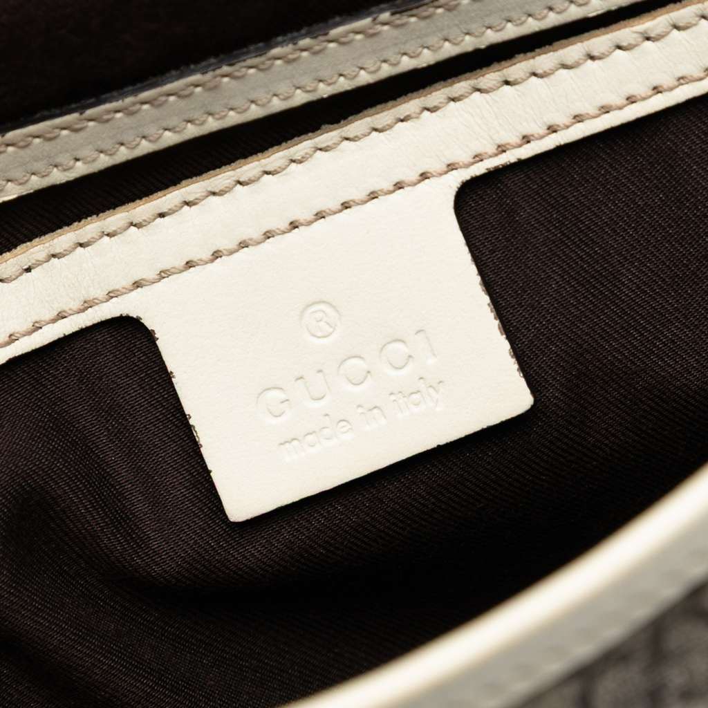 Gucci GG Supreme Crossbody - 5