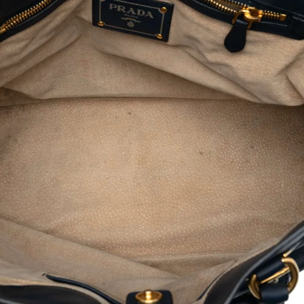 Prada Soft Calfskin Open Convertible Shopping Tote Blue Leather Very good - Model View