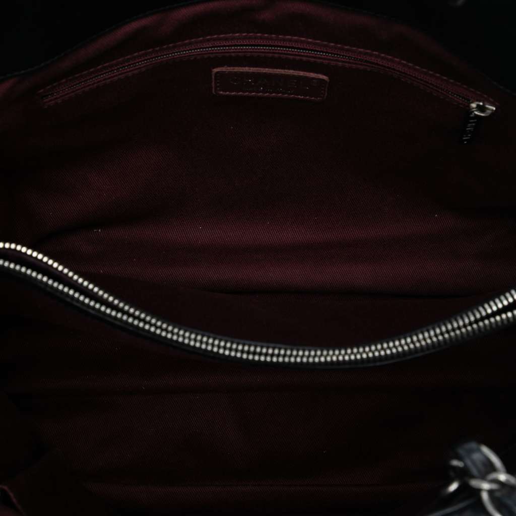 Chanel CC Quilted Calfskin Istanbul Tote - 4