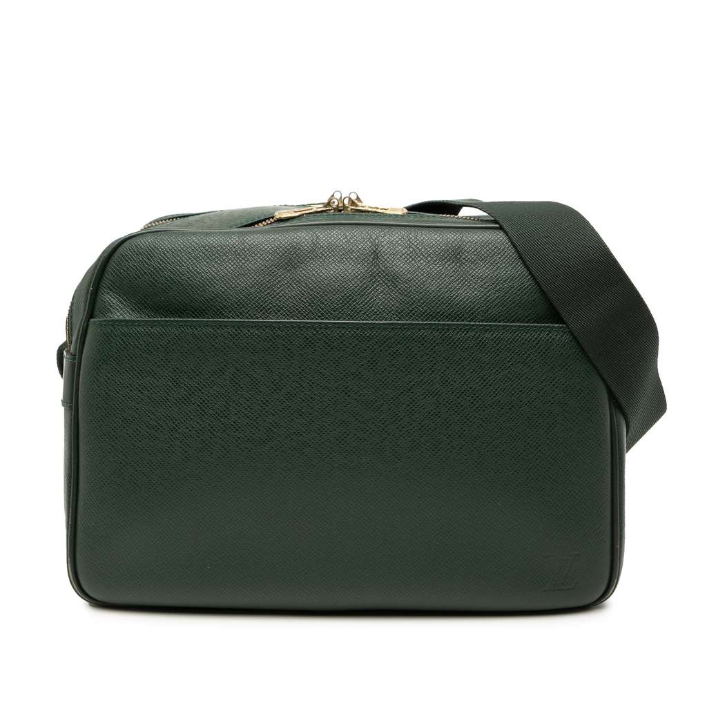 Louis Vuitton Taiga Reporter PM