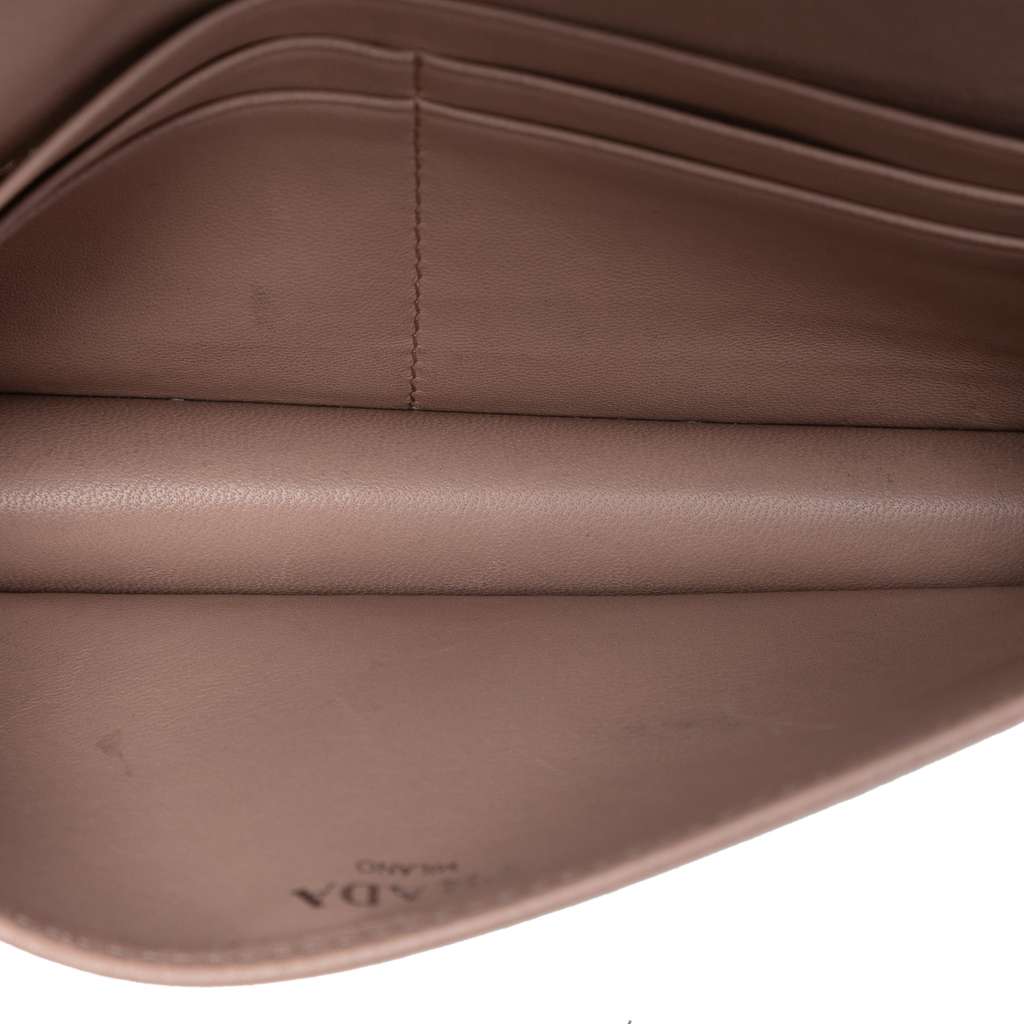 Prada Nappa Gaufre Wallet On Chain - 4