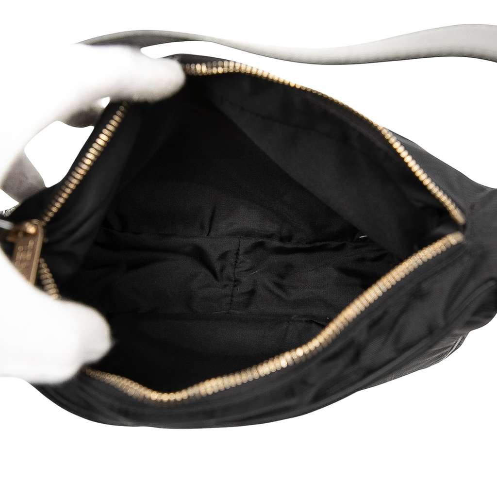 Chanel New Travel Line Nylon handbag - 4