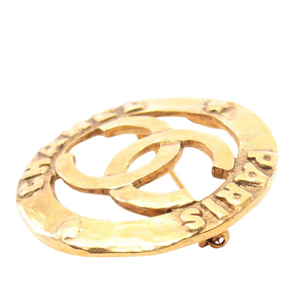 Chanel CC Gold Plated Round Brooch - 2