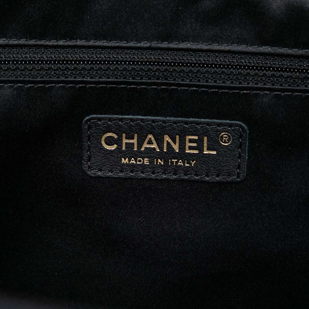 Chanel Caviar Grand Shopping Tote XL - 5
