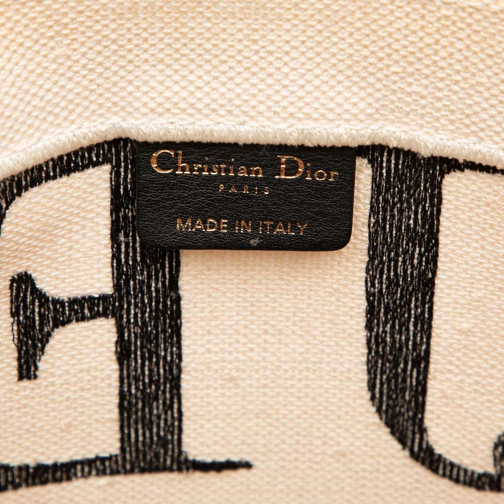 Dior DiorAmour Large Embroidered Canvas Je T aime Book Tote - 5