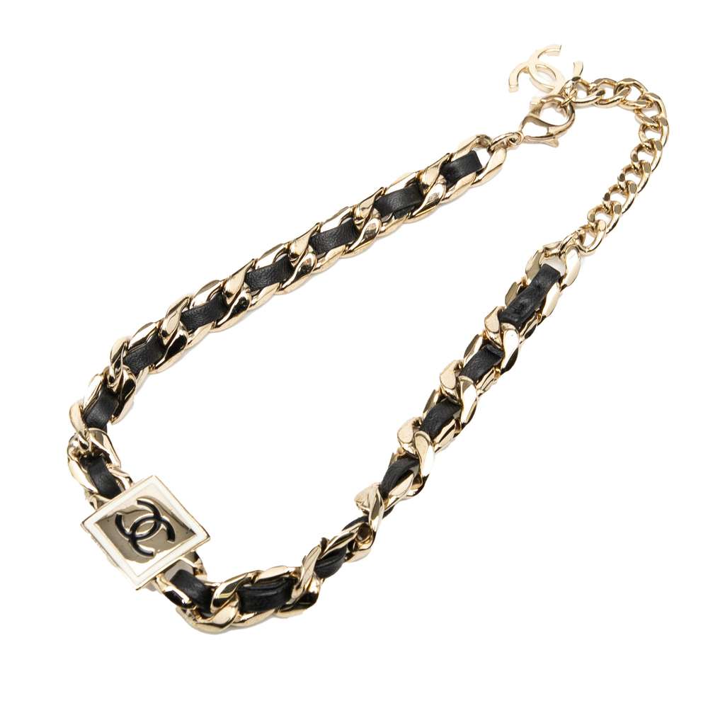 Chanel Lambskin and Gold Plated Enamel CC Square Choker Necklace - 3