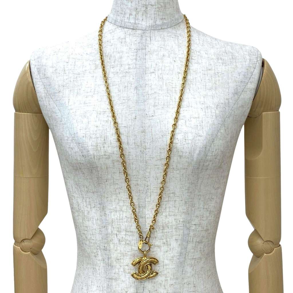 Chanel CC Gold Plated Quilted Pendant Necklace - 4