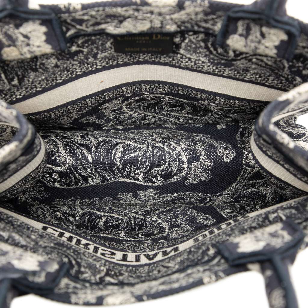 Dior Small Canvas Embroidered Reverse Dioriviera Toile De Jouy Book Tote - 4