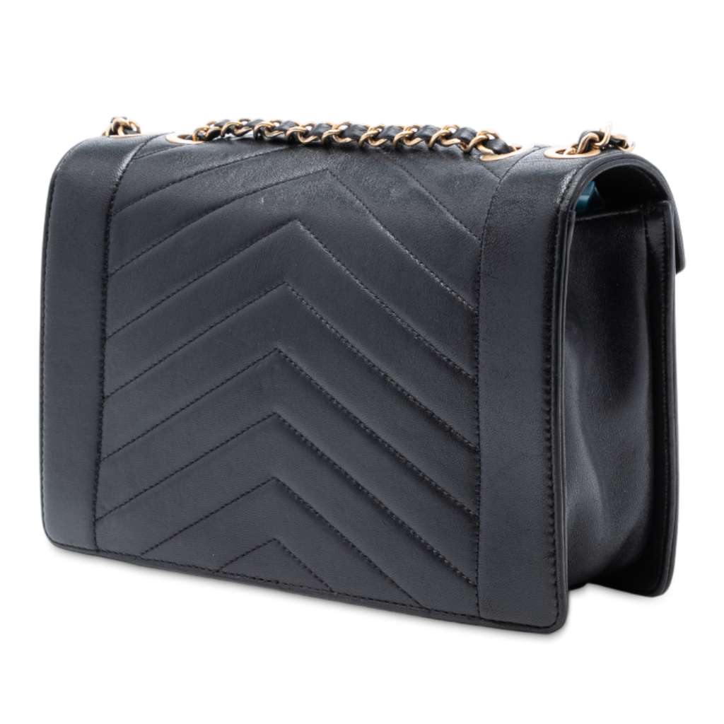 Chanel Medium Reversed Chevron Lambskin Flap - 2