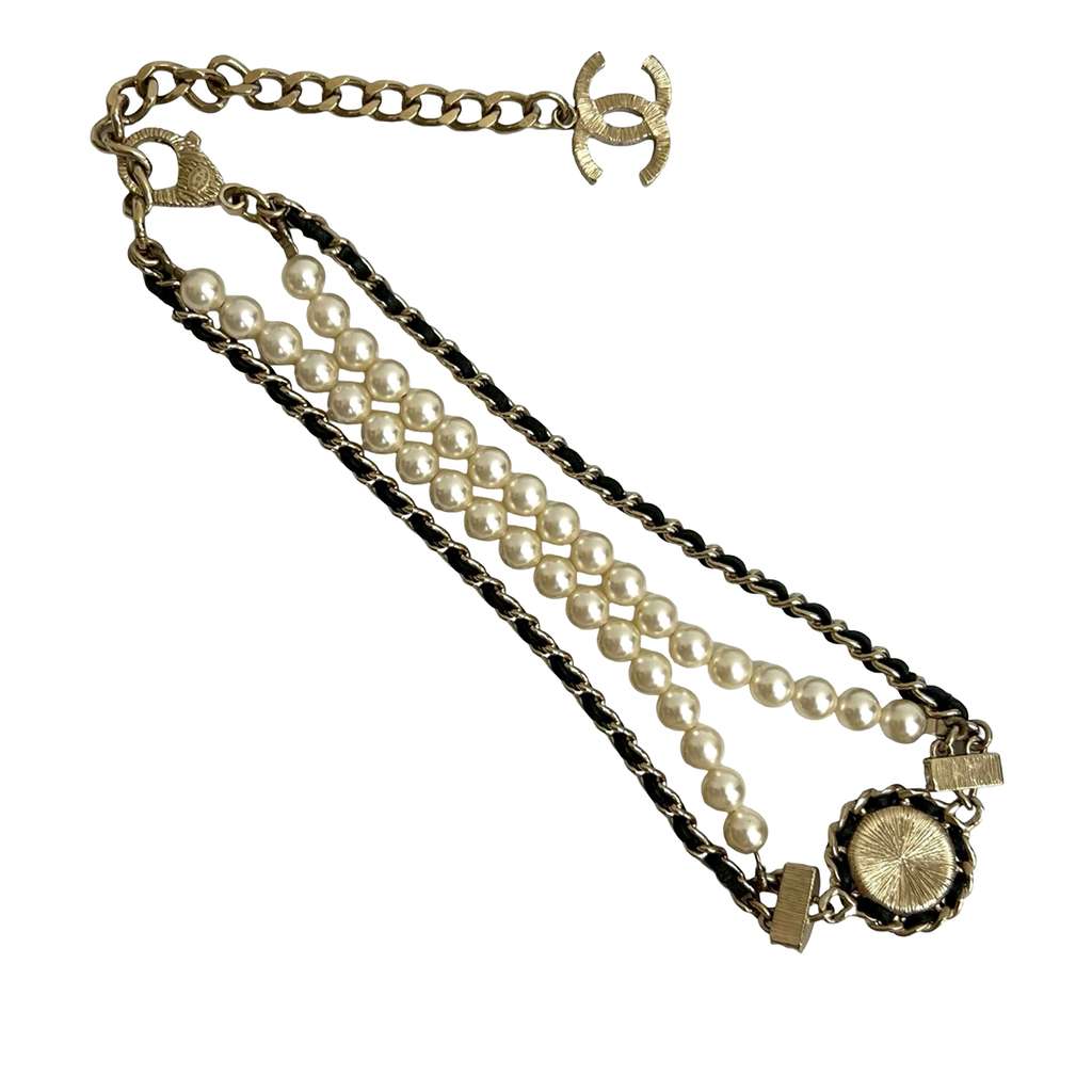 Chanel CC Gold Plated Faux Pearl and Rhinestone Medallion Chain Necklace - 2