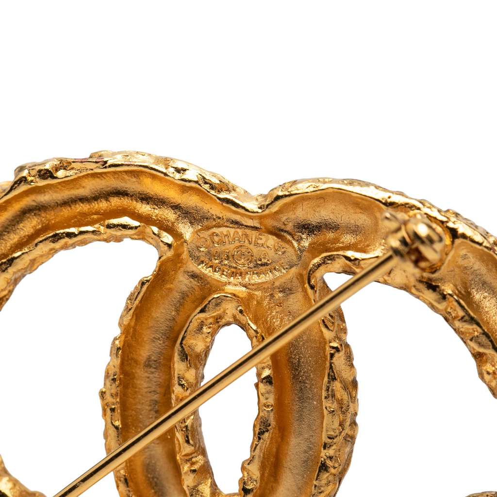 Chanel CC Gold Plated Baroque Embossed Logo Brooch - 3
