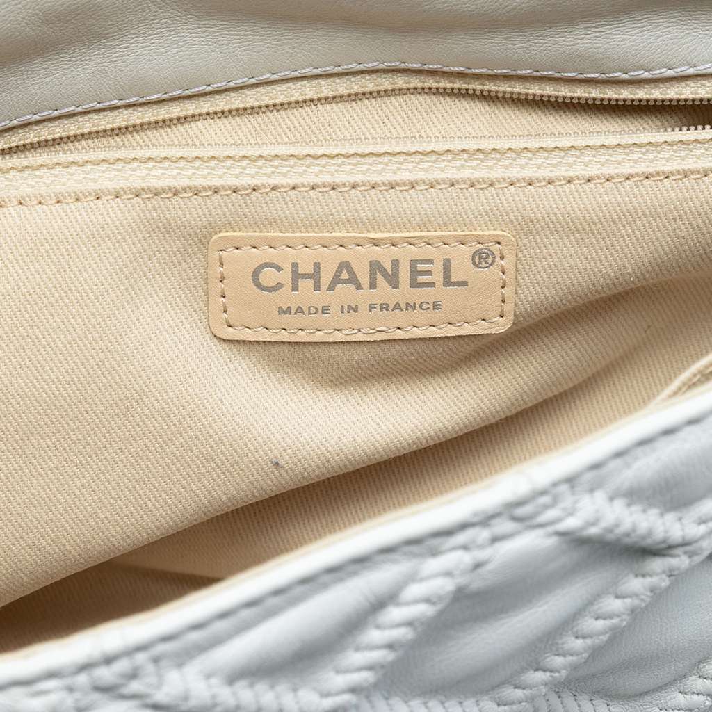 Chanel CC Quilted Calfskin Embossed Stitch Flap - 5
