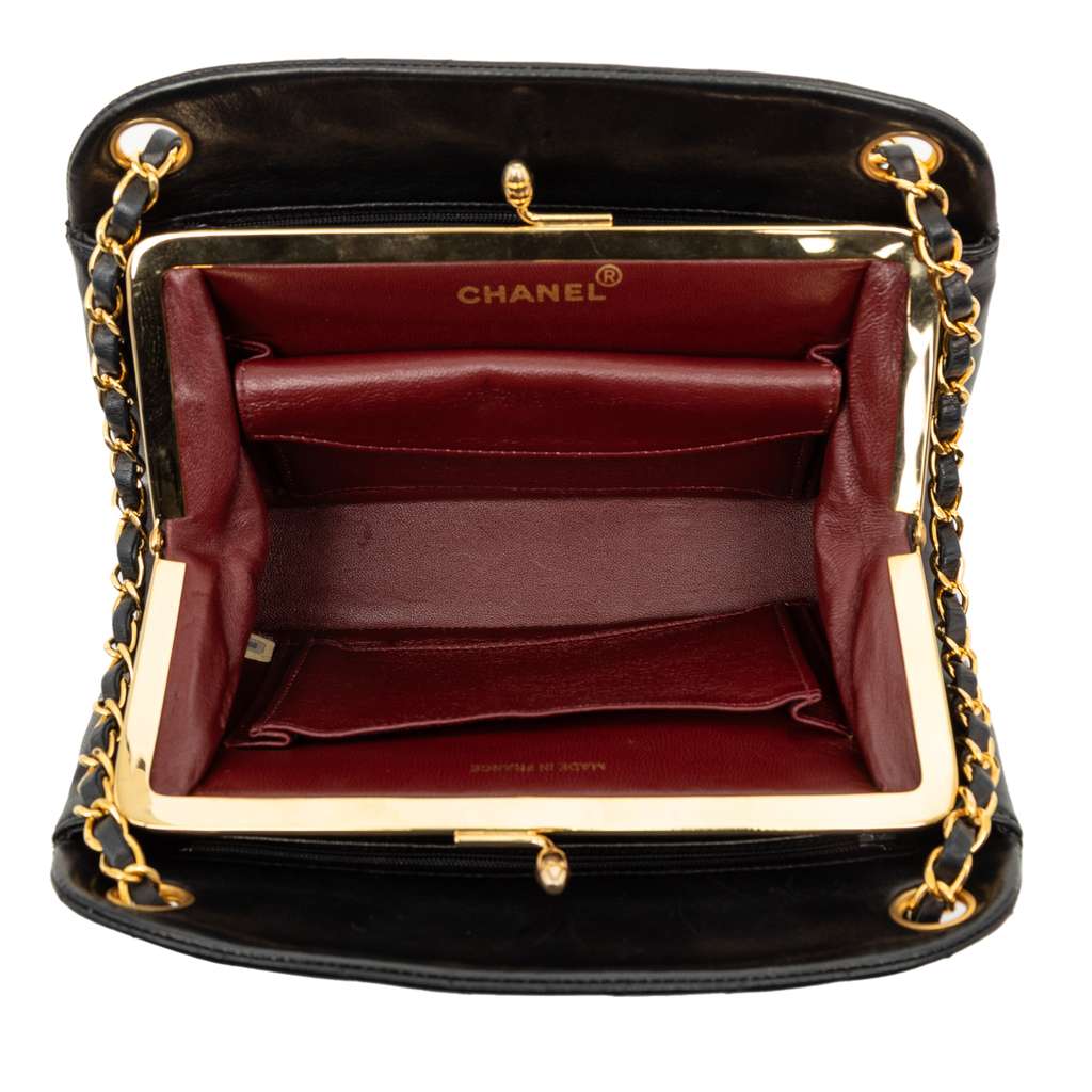 Chanel CC Chevron Quilted Lambskin Kiss Lock Shoulder Bag - 4