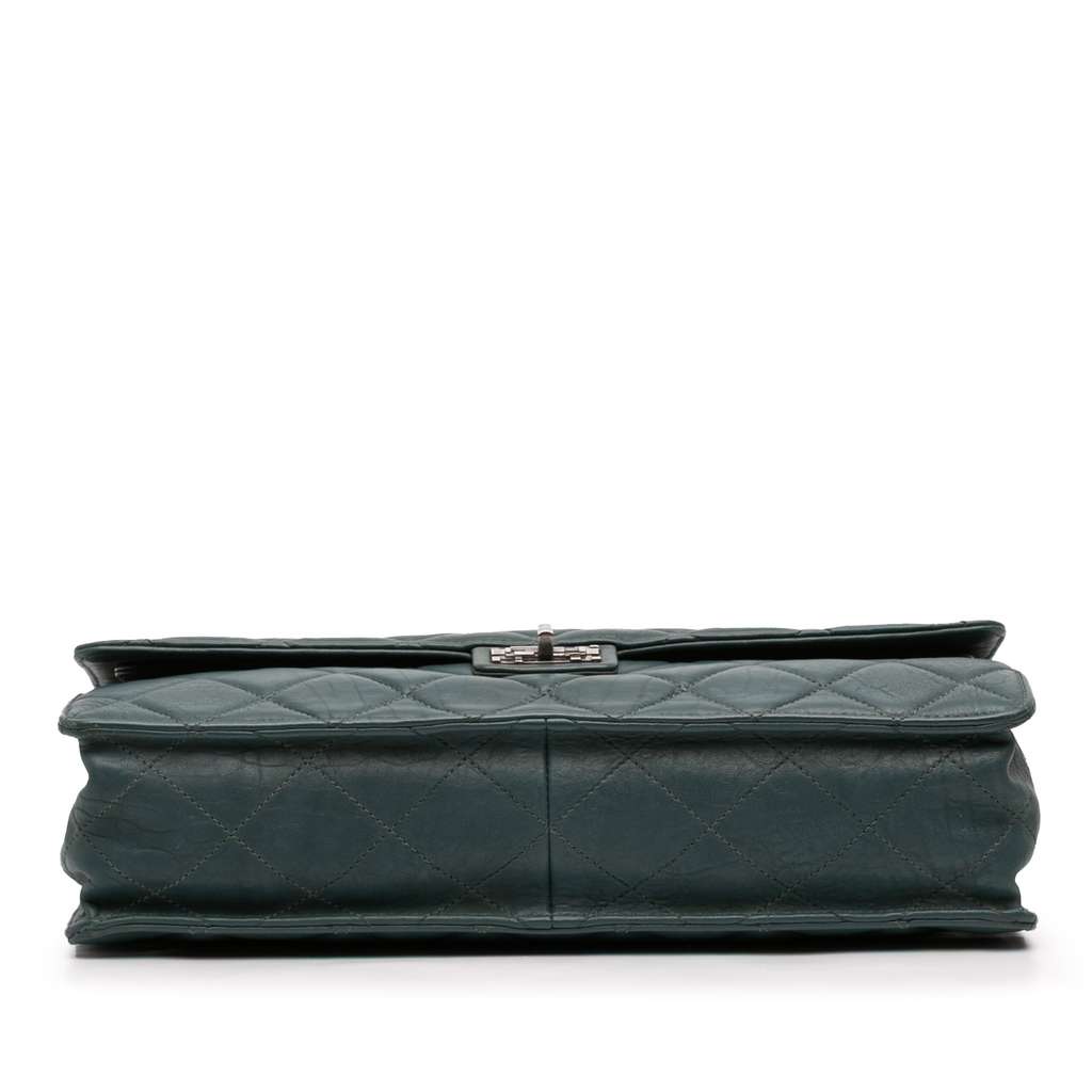 Chanel Paris Byzance Maxi Washed Lambskin Take Away Flap - 3