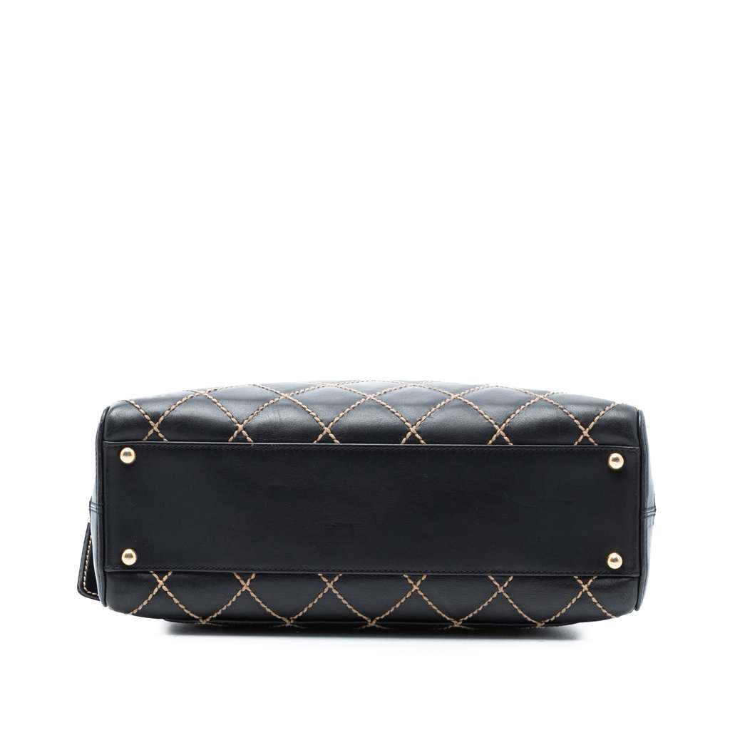 Chanel CC Lambskin Wild Stitch Handbag - 3