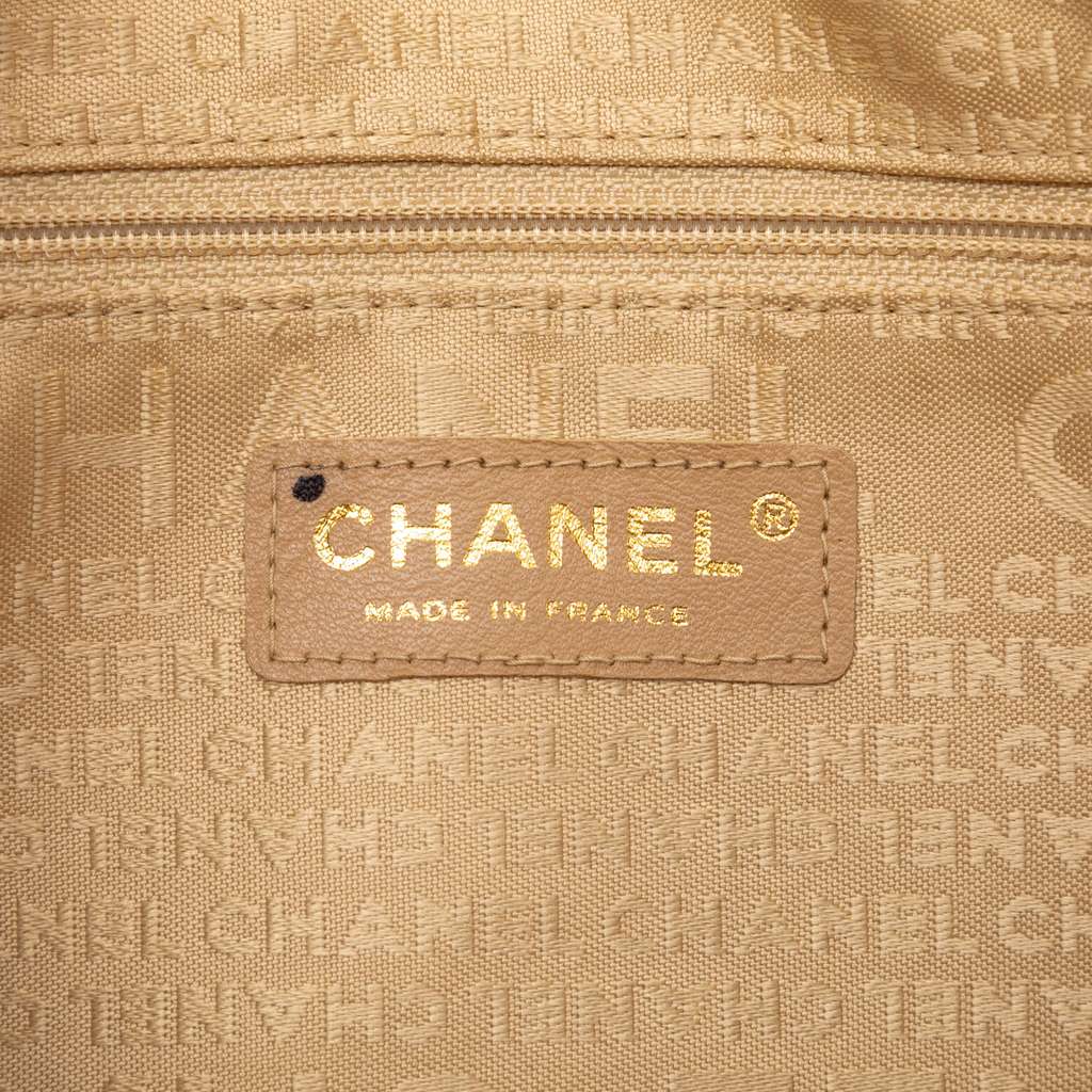 Chanel Medium Lambskin Chocolate Bar Shoulder Bag - 5