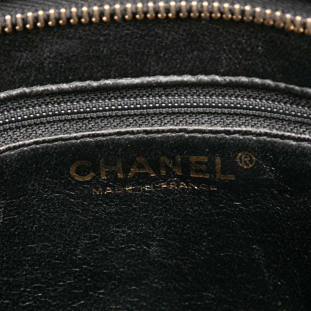 Chanel Caviar Medallion Tote - 5