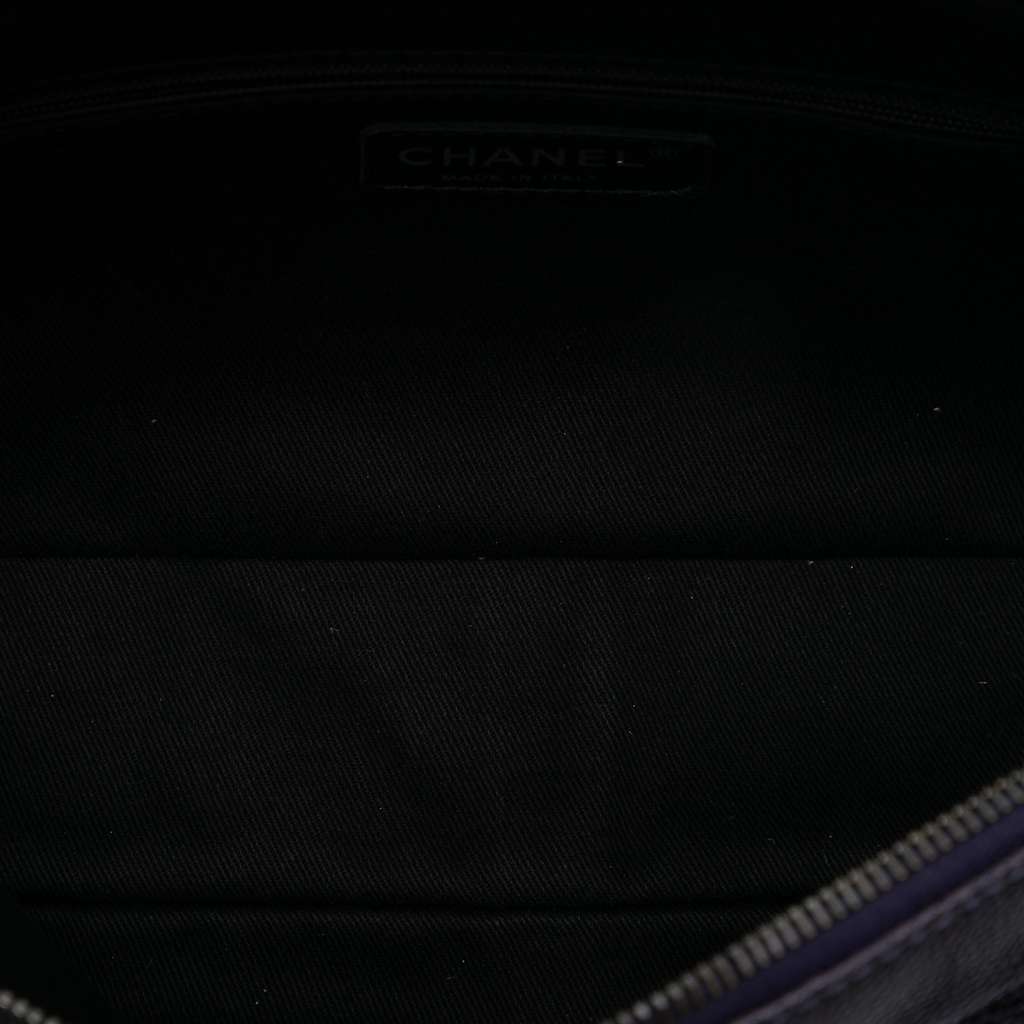 Chanel Jumbo Quilted Iridescent Caviar Easy Flap - 4