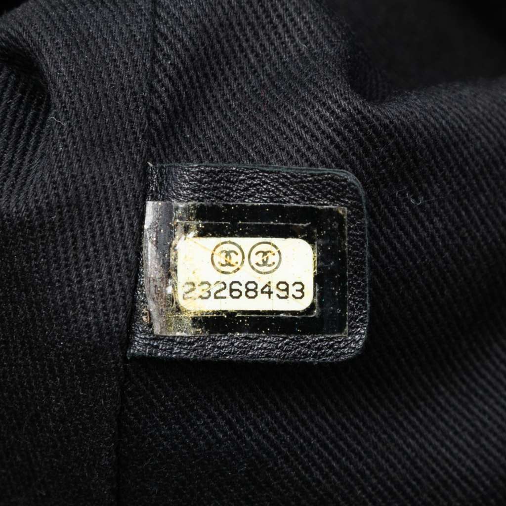 Chanel CC Suede Wild Stitch Bucket Bag - 5