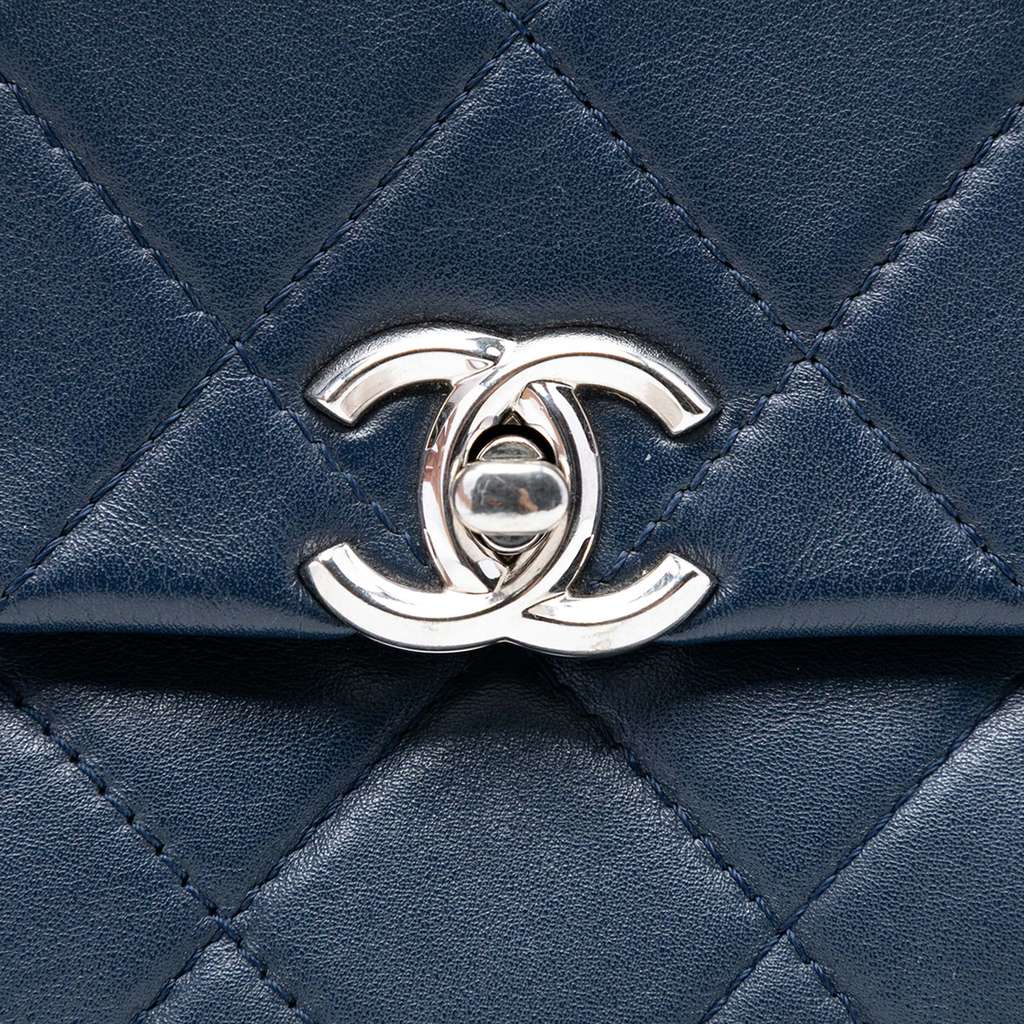 Chanel CC Quilted Calfskin Zipped Flap - 5