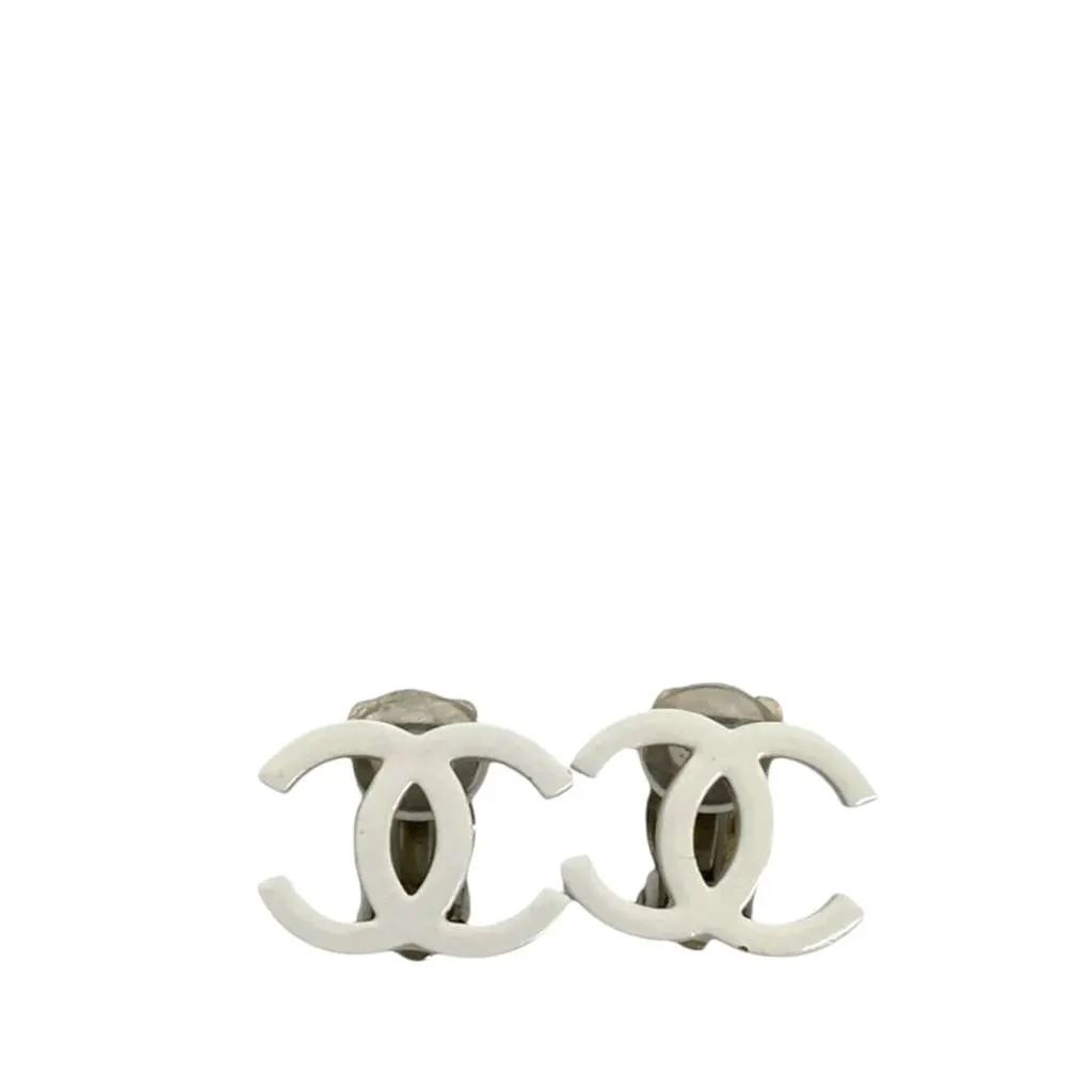 Chanel CC Silver Plated Lacquered Clip On Earrings Silver Metal Very good - Front View