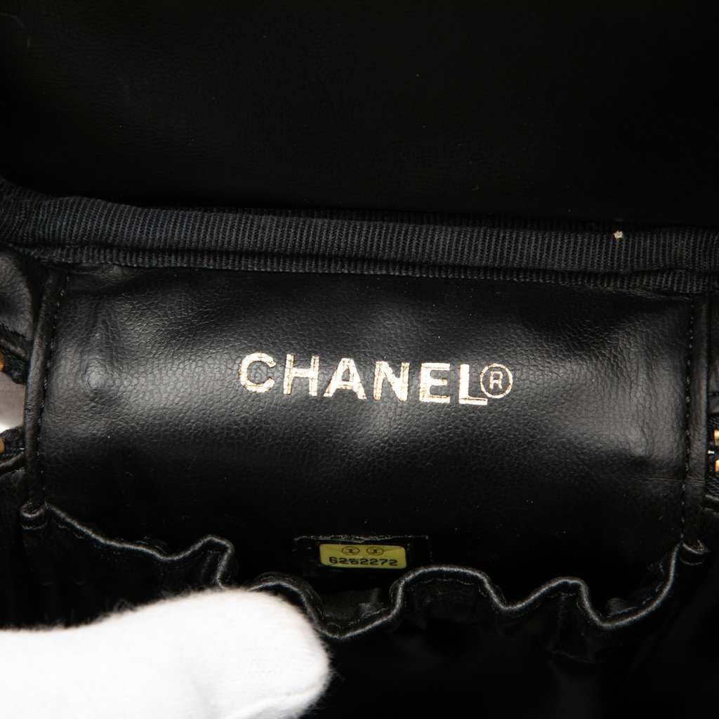 Chanel CC Caviar Vanity Bag - 5