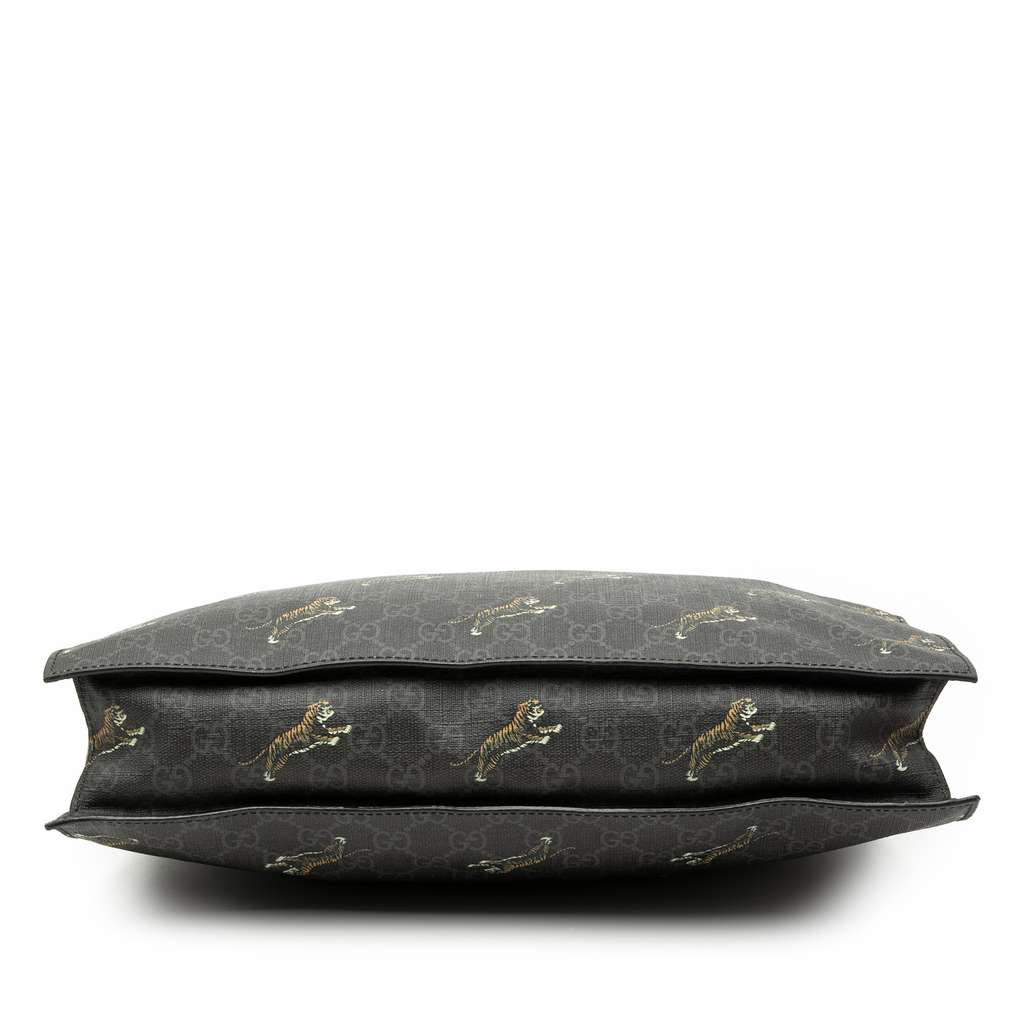 Gucci GG Supreme Tiger Convertible Soft Tote - 3