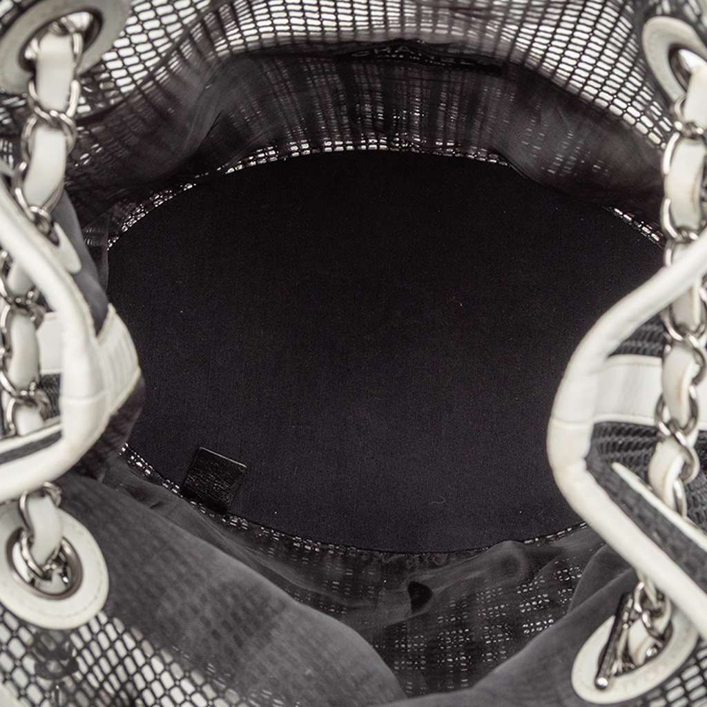 Chanel CC Mesh and Calfskin Bucket Bag - 4