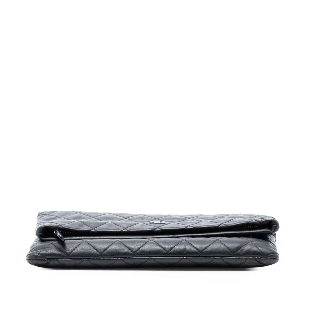 Chanel Quilted Lambskin CC Beauty Foldover Clutch - 3