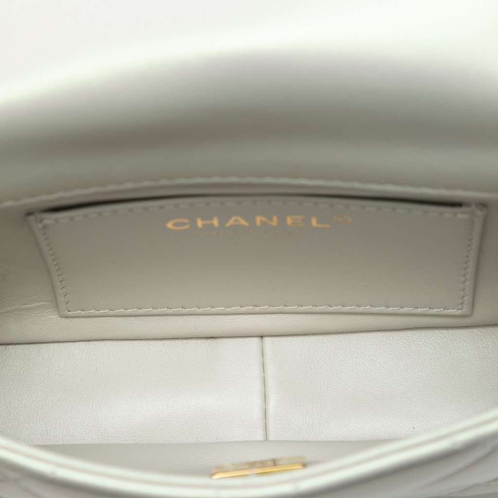 Chanel Mini Iridescent Quilted Pearly Lambskin Pearl Flap - 4