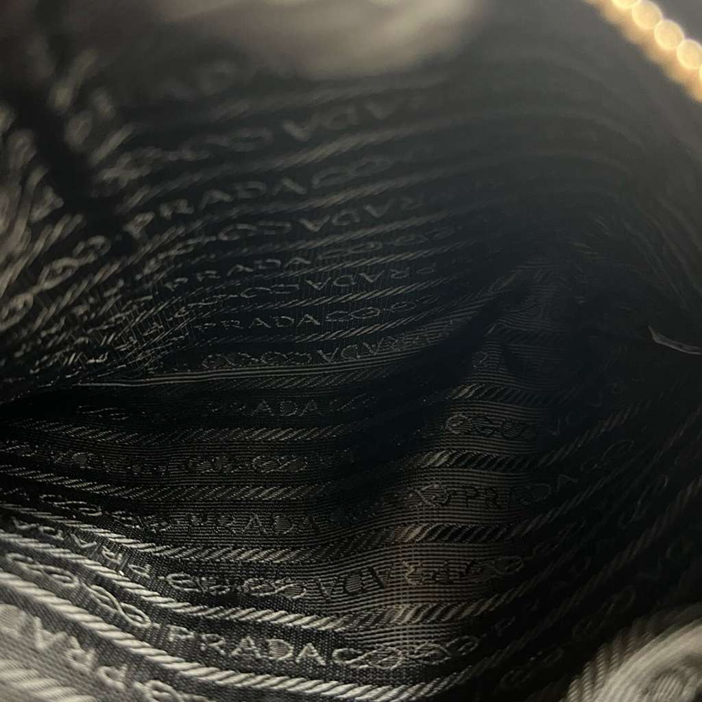 Prada Vitello Trimmed Tessuto Shoulder Bag - 5