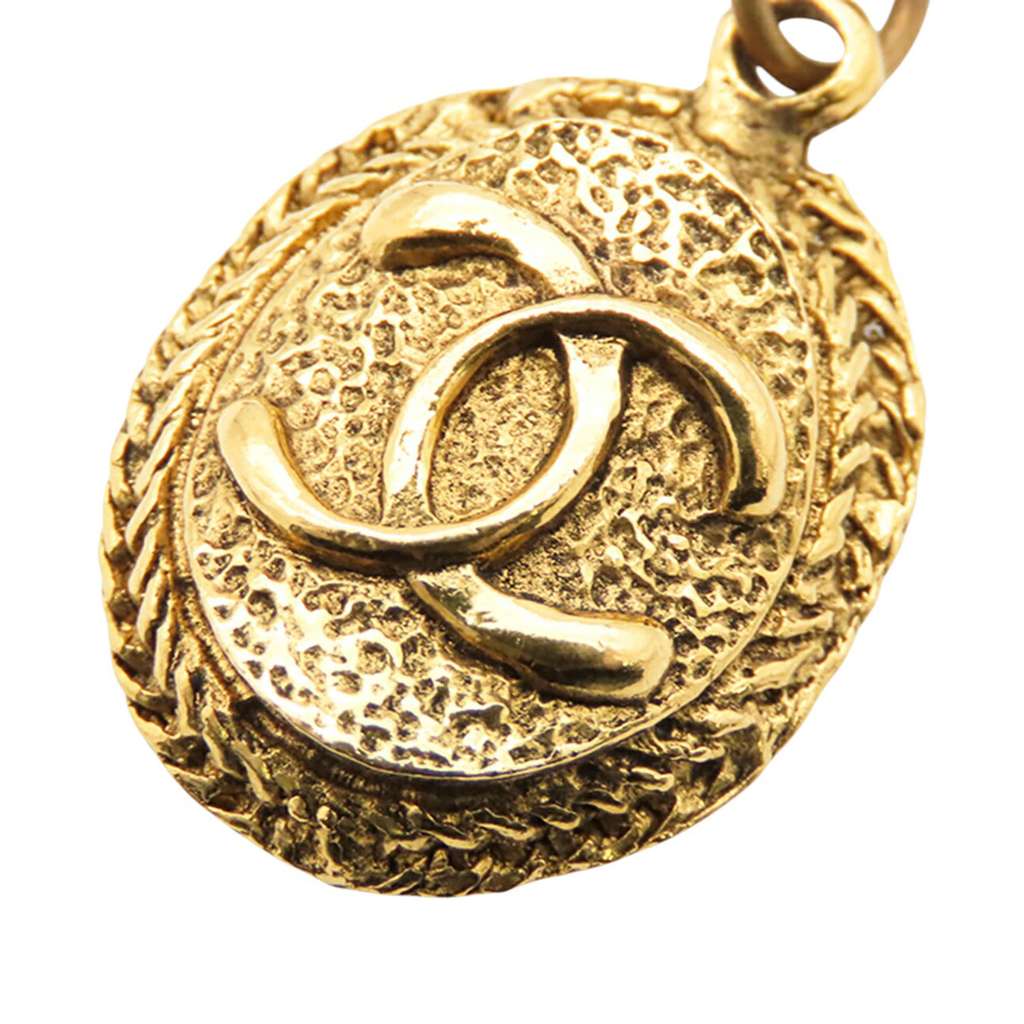 Chanel CC Gold Plated Oval Pendant Necklace - 2