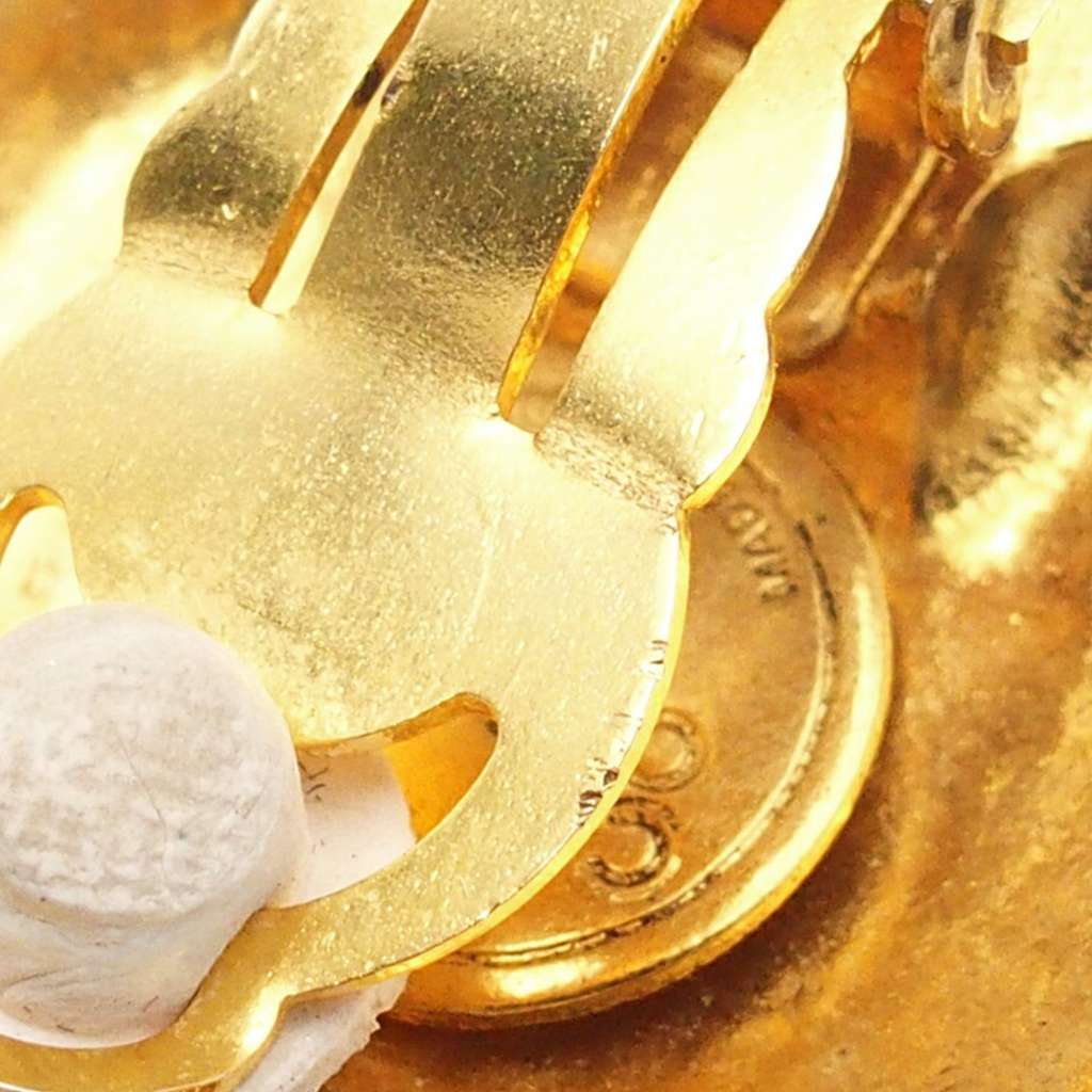 Chanel CC Gold Plated Round Clip On Earrings - 5