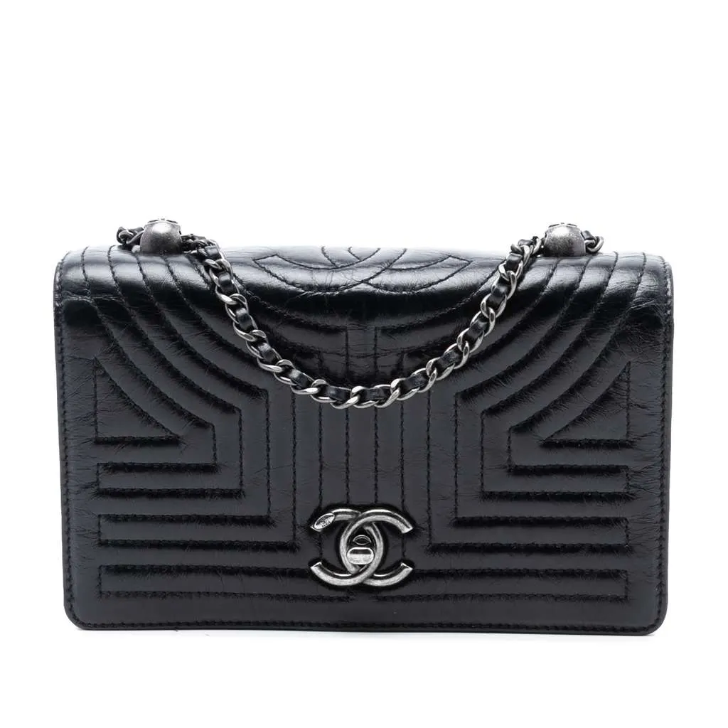 Chanel Small Quilted Calfskin Korean Garden Flap Black Leather Very good - Front View
