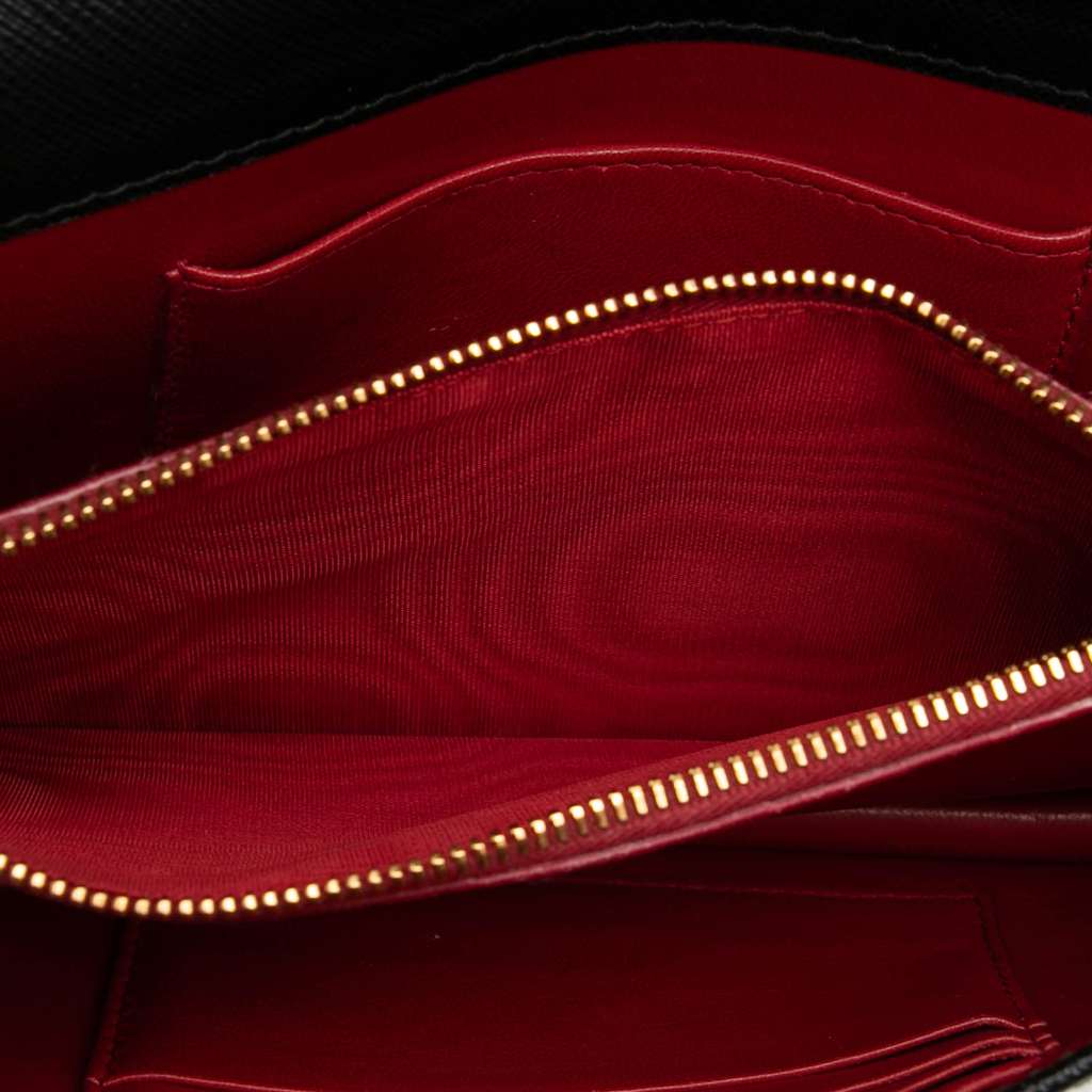 Prada Saffiano Lux Monochrome Wallet on Chain - 4