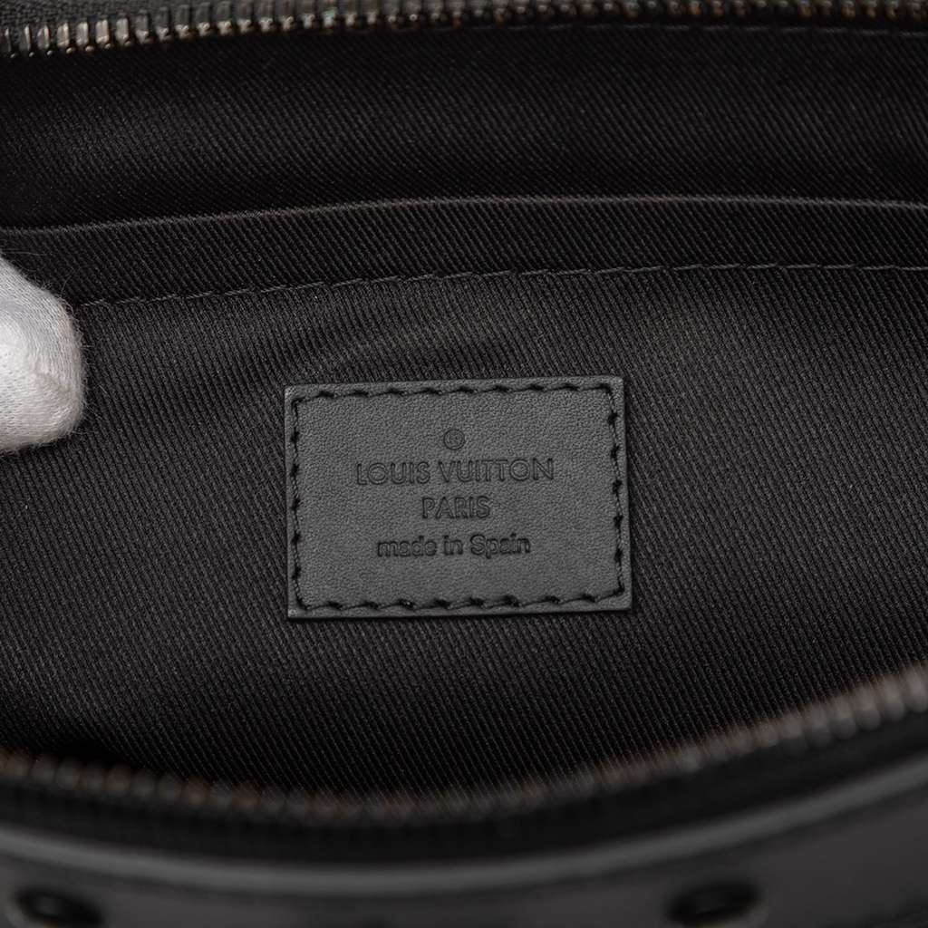 Louis Vuitton Monogram Shadow Discovery Pochette - 5