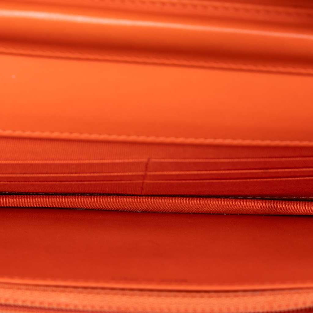 Chanel CC Patent Caviar Wallet On Chain - 4