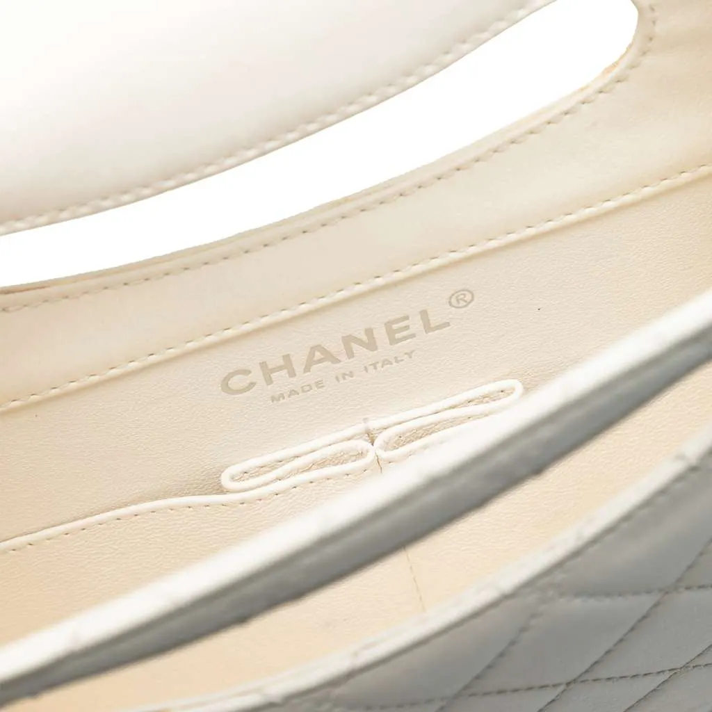 Chanel Quilted Lambskin Delivery Cutout Handle Bag White Leather Very good - Box View