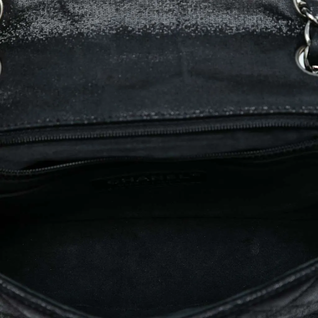 Chanel Iridescent Caviar Crystal CC Wallet On Chain Black Leather Very good - Model View