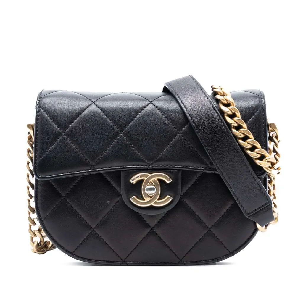 Chanel Mini CC Quilted Shiny Calfskin Round Moon Messenger Flap Black Leather Very good - Front View