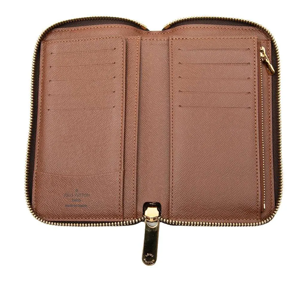 Louis Vuitton Monogram Zippy Compact Wallet Brown Good - Model View