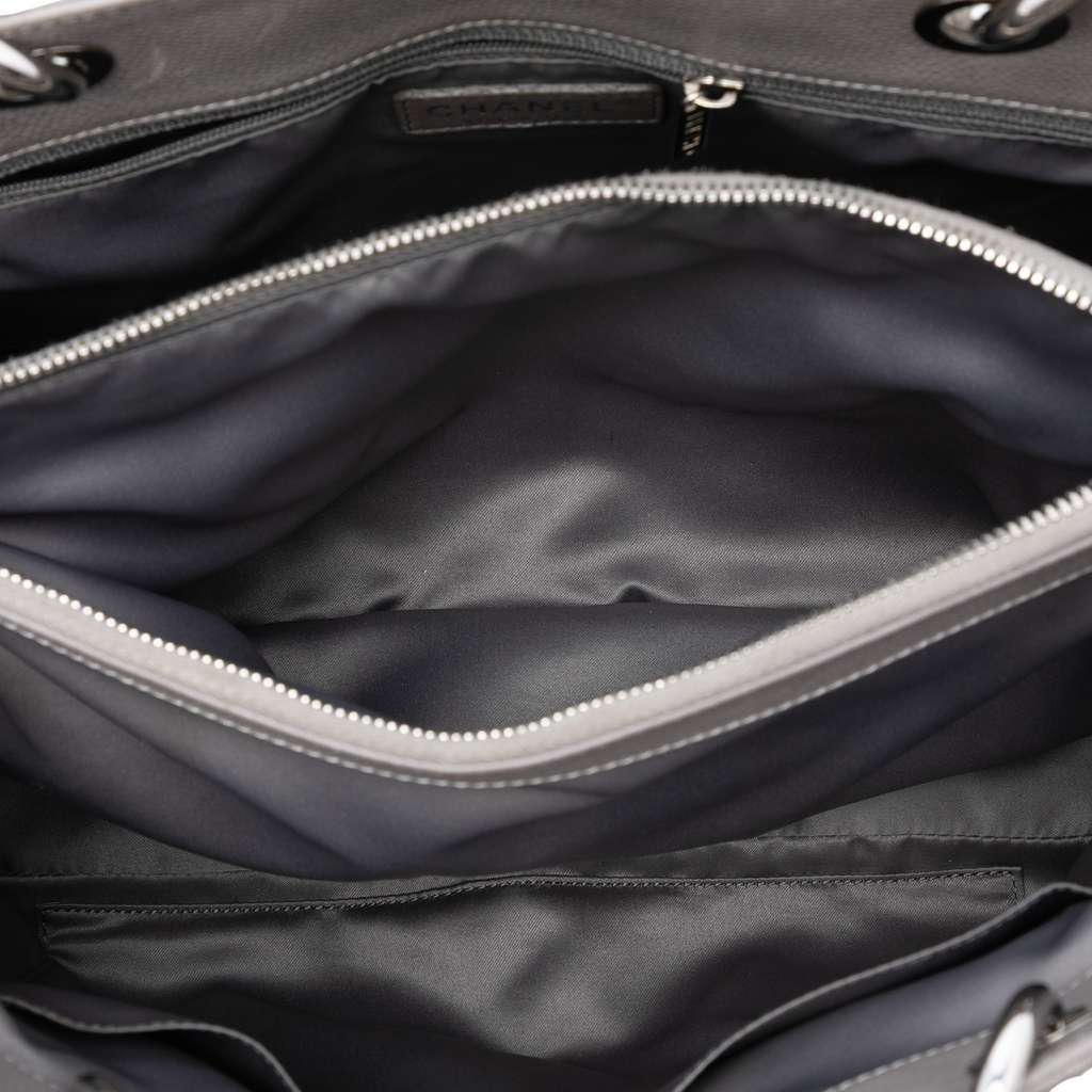 Chanel Caviar Grand Shopping Tote - 4