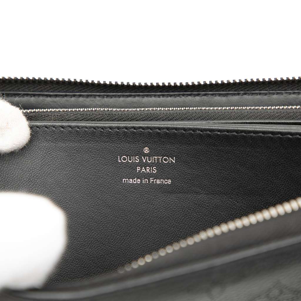 Louis Vuitton Monogram Mahina Zippy Wallet - 5